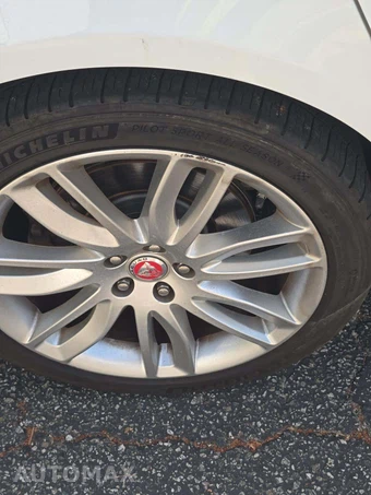 2016 Jaguar XF Prestige - miniatura 23