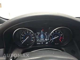 2016 Jaguar XF R-Sport – miniatura 12