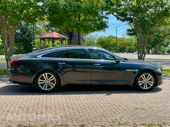 2016 Jaguar XJ L Portfolio - miniatura 3