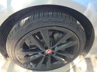 2016 Jaguar XJ R-Sport - miniatura 21