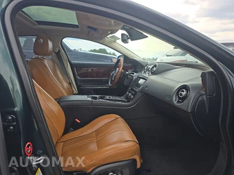 2016 Jaguar XJ R-Sport – miniatura 8