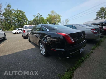 2016 Jaguar XJL Portfolio – miniatura 2