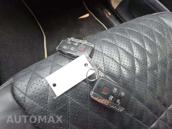 2016 Jaguar XJL Portfolio – miniatura 8
