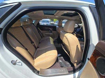 2016 Jaguar XJL Portfolio - miniatura 17