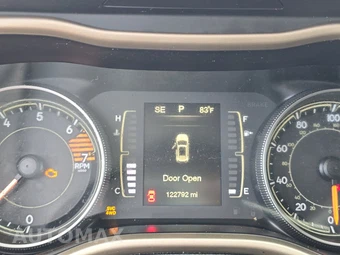 2016 Jeep Cherokee Altitude Edition – miniatura 12