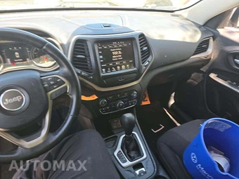2016 Jeep Cherokee Latitude - miniatura 10