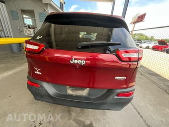 2016 Jeep Cherokee Latitude - miniatura 4