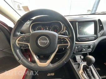 2016 Jeep Cherokee Latitude - miniatura 8