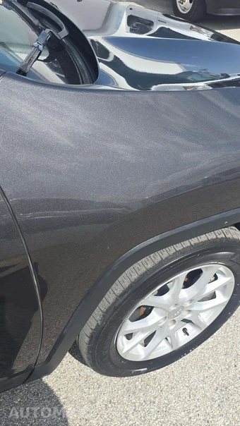 2016 Jeep Cherokee Latitude - miniatura 21