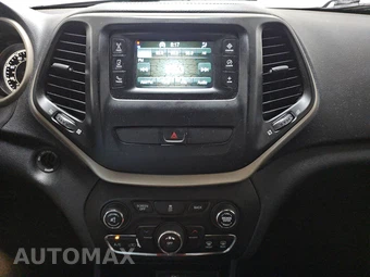 2016 Jeep Cherokee Latitude – miniatura 11