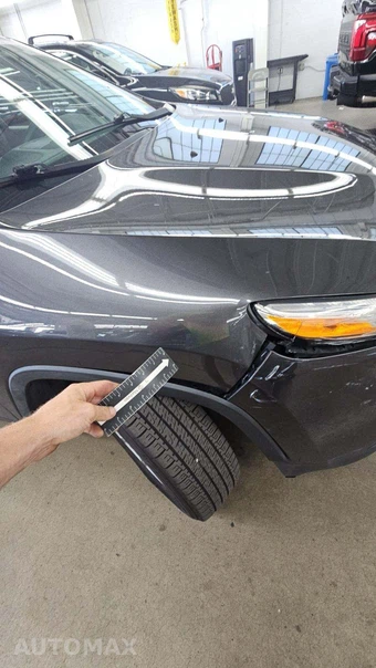 2016 Jeep Cherokee Latitude – miniatura 25