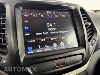 2016 Jeep Cherokee Latitude - miniatura 18