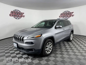 2016 Jeep Cherokee Latitude - miniatura 3