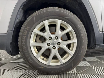 2016 Jeep Cherokee Latitude - miniatura 39