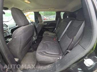 2016 Jeep Cherokee Latitude – miniatura 13