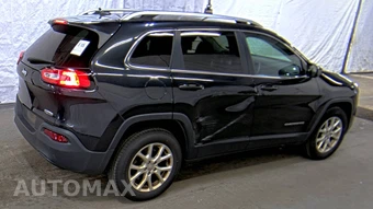 2016 Jeep Cherokee Latitude – miniatura 4