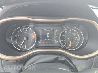 2016 Jeep Cherokee Latitude – miniatura 6