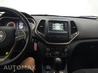 2016 Jeep Cherokee Latitude - miniatura 11