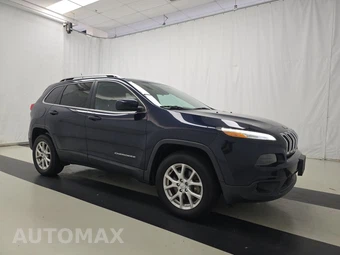 2016 Jeep Cherokee Latitude - miniatura 3
