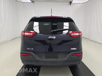 2016 Jeep Cherokee Latitude - miniatura 5