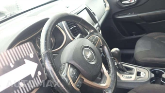 2016 Jeep Cherokee Latitude - miniatura 18