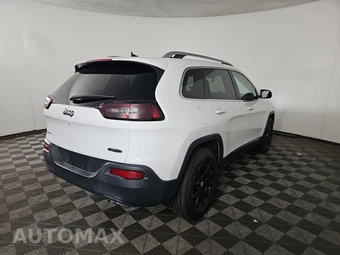 2016 Jeep Cherokee Latitude - miniatura 4