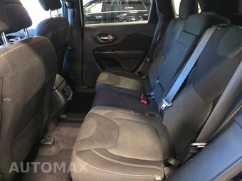 2016 Jeep Cherokee Latitude – miniatura 13