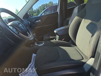 2016 Jeep Cherokee Latitude – miniatura 13