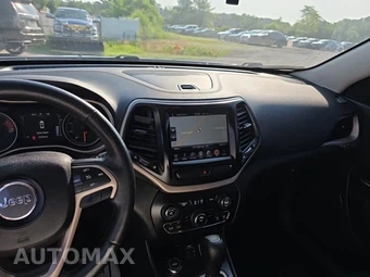 2016 Jeep Cherokee Latitude – miniatura 14