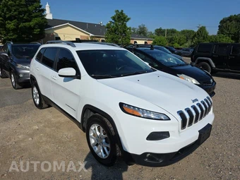 2016 Jeep Cherokee Latitude – miniatura 3