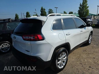 2016 Jeep Cherokee Latitude – miniatura 4