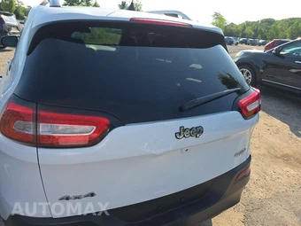2016 Jeep Cherokee Latitude – miniatura 5