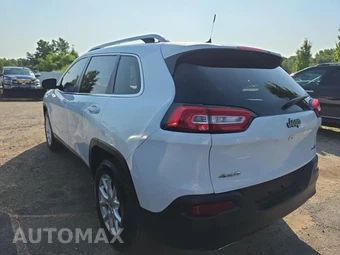 2016 Jeep Cherokee Latitude – miniatura 6