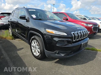 2016 Jeep Cherokee Latitude - miniatura 3