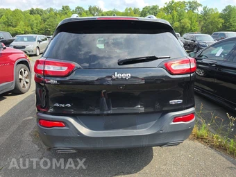 2016 Jeep Cherokee Latitude - miniatura 5