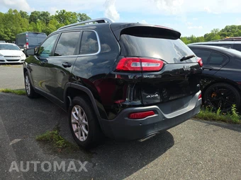 2016 Jeep Cherokee Latitude - miniatura 6