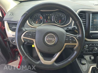 2016 Jeep Cherokee Latitude - miniatura 10