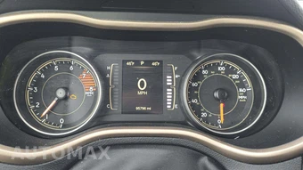 2016 Jeep Cherokee Latitude - miniatura 32