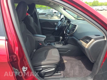2016 Jeep Cherokee Latitude - miniatura 8