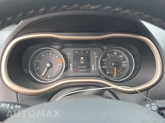 2016 Jeep Cherokee Latitude Altitude Edition - miniatura 12
