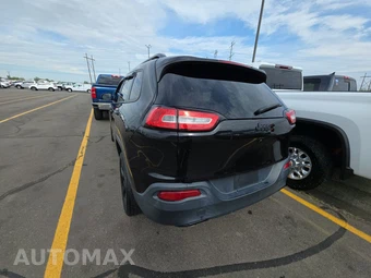 2016 Jeep Cherokee Latitude Altitude Edition - miniatura 6