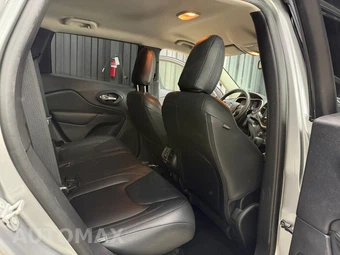 2016 Jeep Cherokee Latitude Altitude Edition - miniatura 17