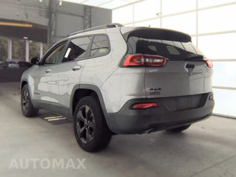 2016 Jeep Cherokee Latitude Altitude Edition - miniatura 8