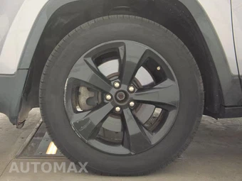 2016 Jeep Cherokee Latitude Altitude Edition - miniatura 9