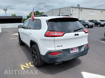 2016 Jeep Cherokee Latitude Altitude Edition - miniatura 3