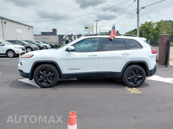 2016 Jeep Cherokee Latitude Altitude Edition - miniatura 5