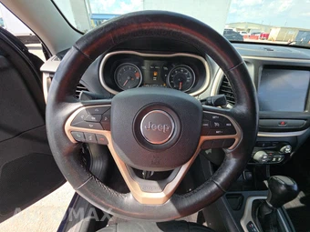 2016 Jeep Cherokee Limited - miniatura 10
