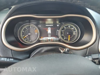 2016 Jeep Cherokee Limited – miniatura 12