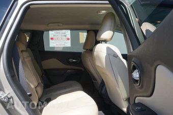 2016 Jeep Cherokee Limited - miniatura 19