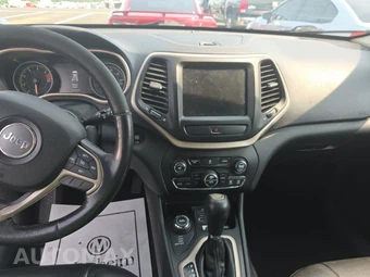 2016 Jeep Cherokee Limited – miniatura 11